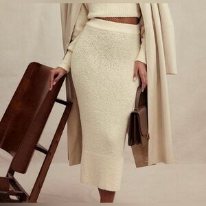 NWOT HOUSE OF CB MISHKA CREAM SOFT BOUCLE KNIT MIDI SKIRT, SIZE LARGE
